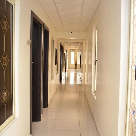 De Rigg Place - Alaka Estate, Surulere Lagos Ngoại thất bức ảnh