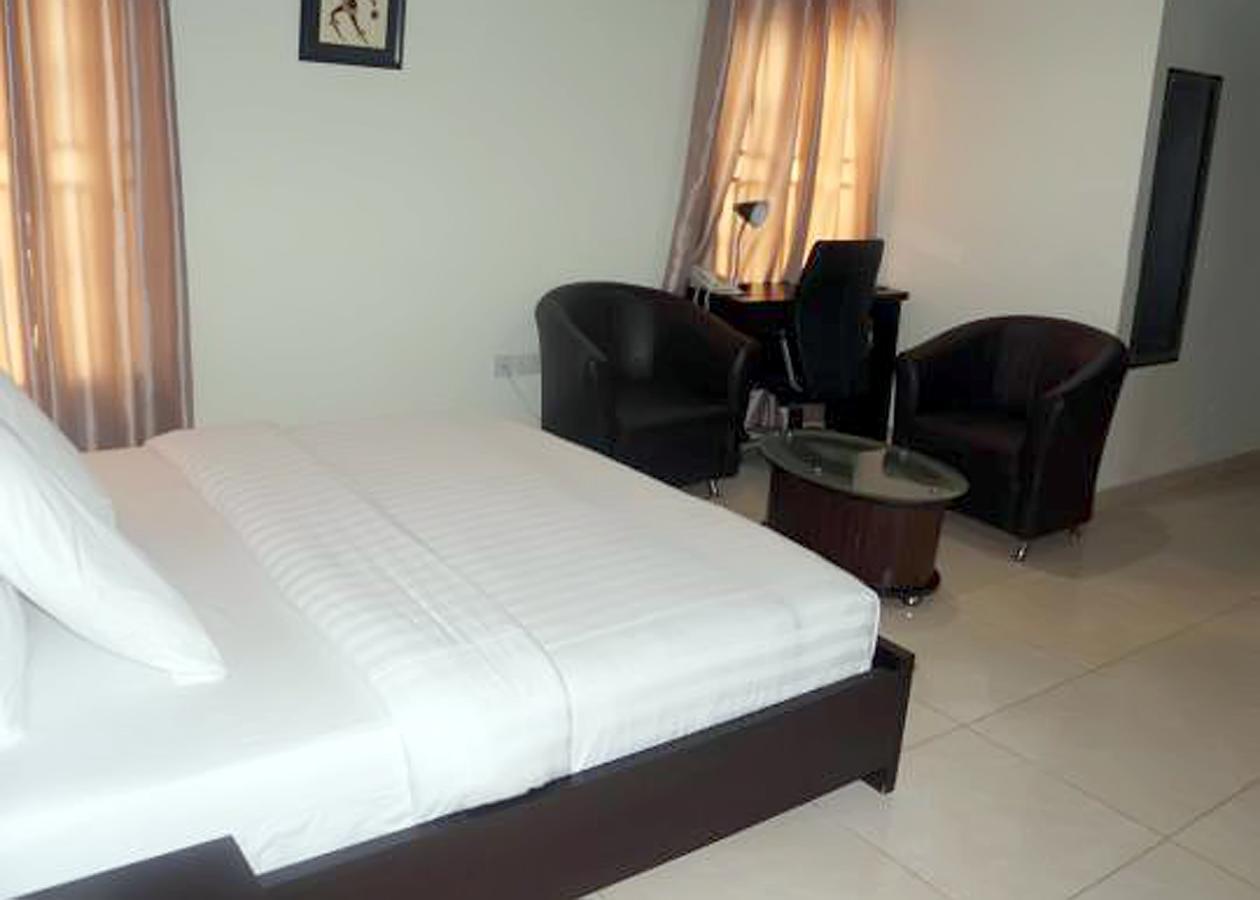 De Rigg Place - Alaka Estate, Surulere Lagos Ngoại thất bức ảnh