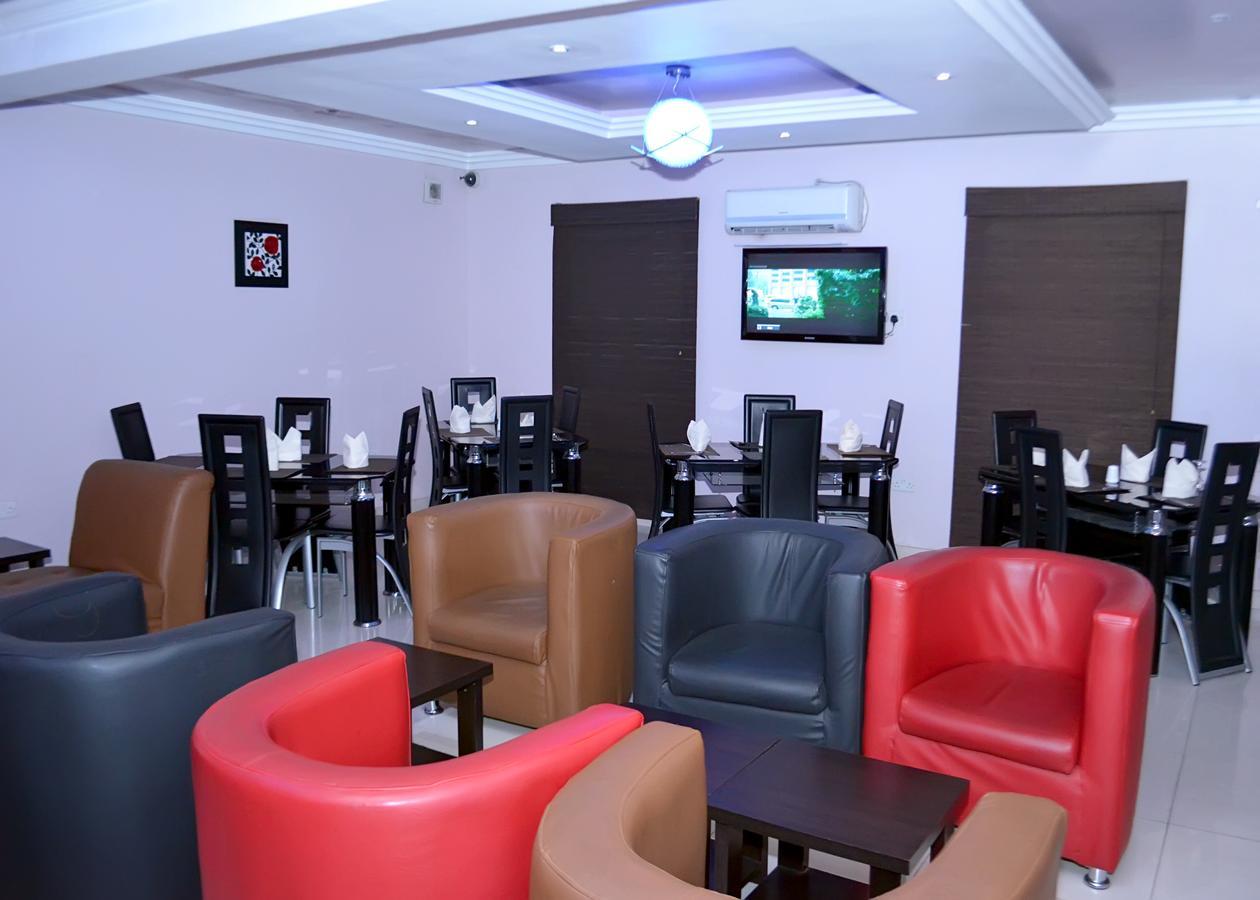 De Rigg Place - Alaka Estate, Surulere Lagos Ngoại thất bức ảnh