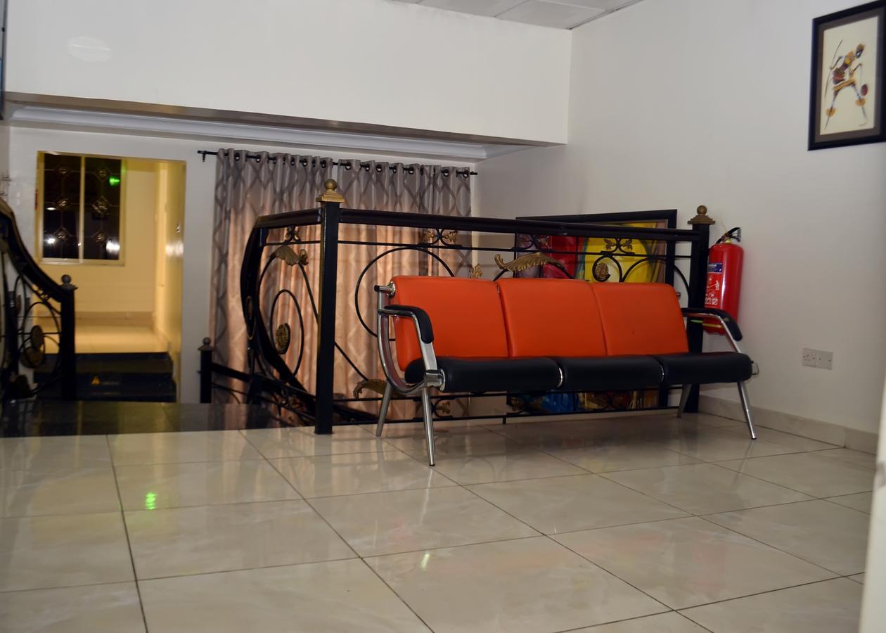 De Rigg Place - Alaka Estate, Surulere Lagos Ngoại thất bức ảnh